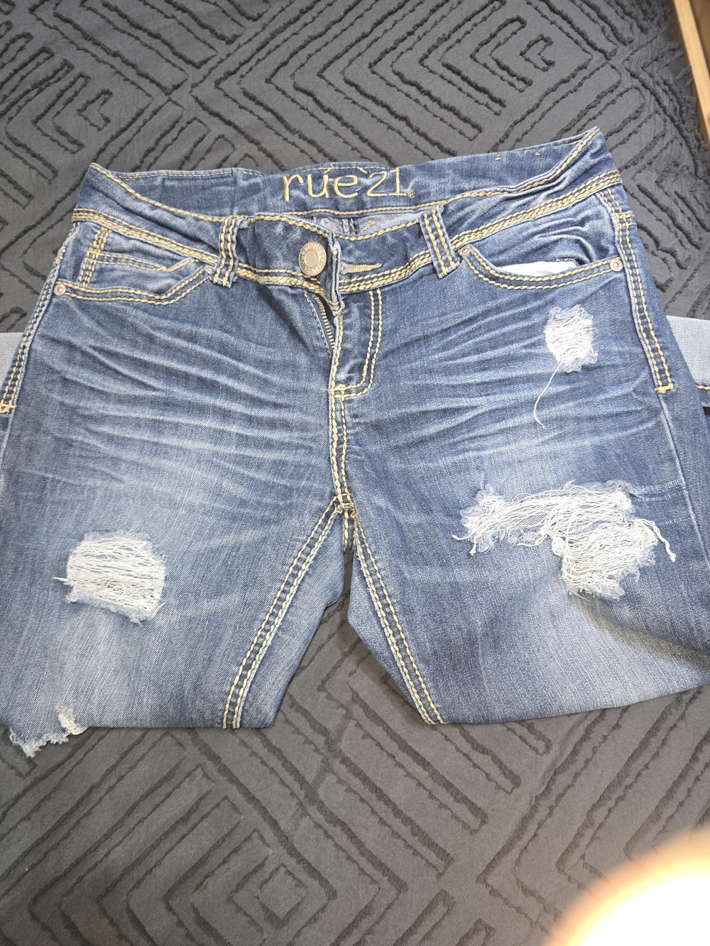 rue21 Women's Distressed Blue Denim Jeans